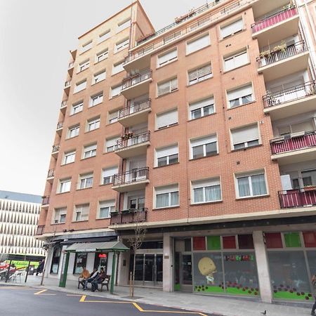 Apartamento Con Vistas Al Estadio San Mames Bilbao Kültér fotó