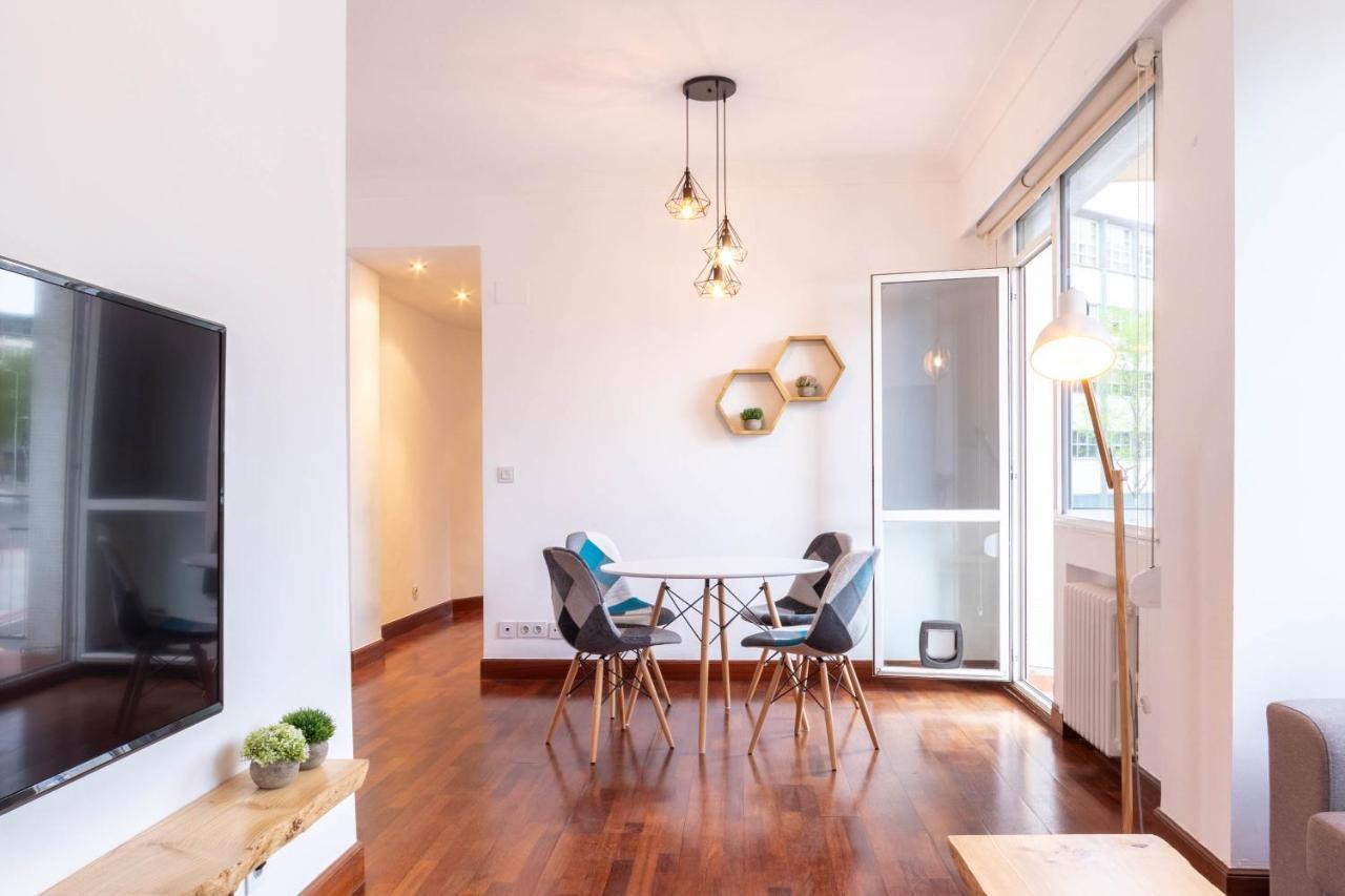 Apartamento Con Vistas Al Estadio San Mames Bilbao Kültér fotó