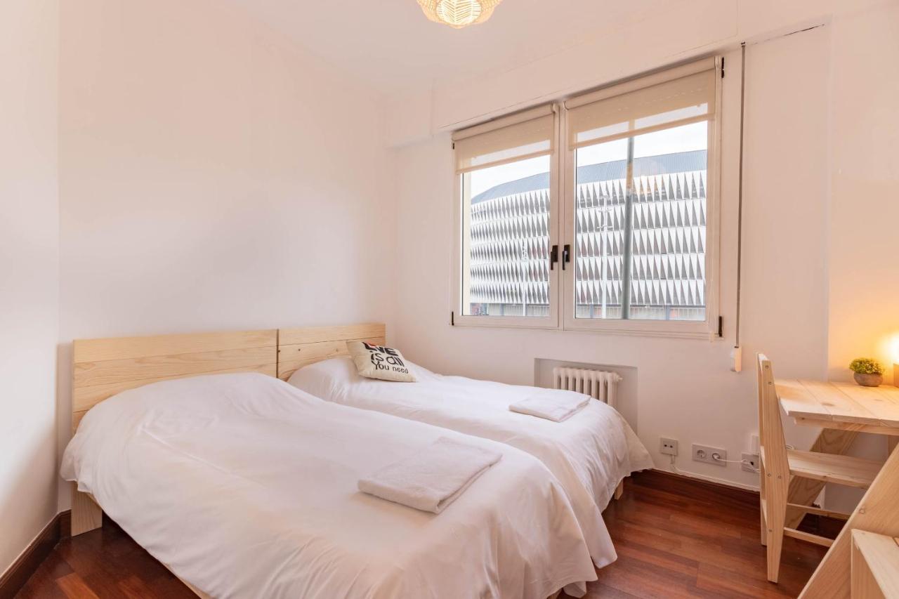 Apartamento Con Vistas Al Estadio San Mames Bilbao Kültér fotó