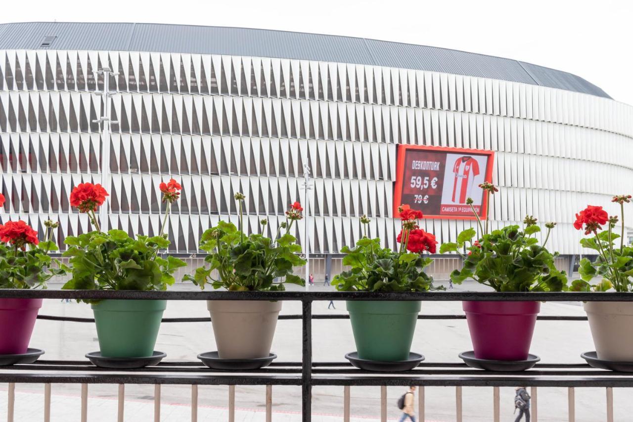 Apartamento Con Vistas Al Estadio San Mames Bilbao Kültér fotó