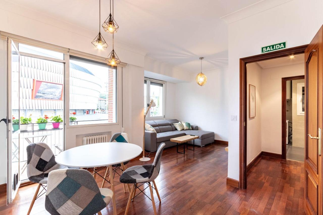 Apartamento Con Vistas Al Estadio San Mames Bilbao Kültér fotó