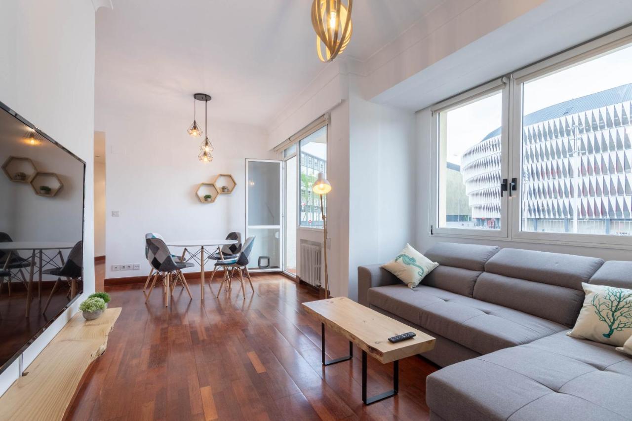 Apartamento Con Vistas Al Estadio San Mames Bilbao Kültér fotó
